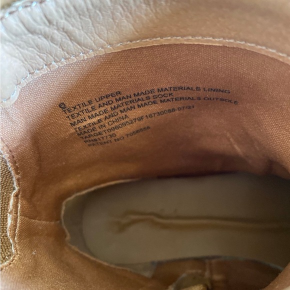 Universal Thread Boots - Picture 5 of 5